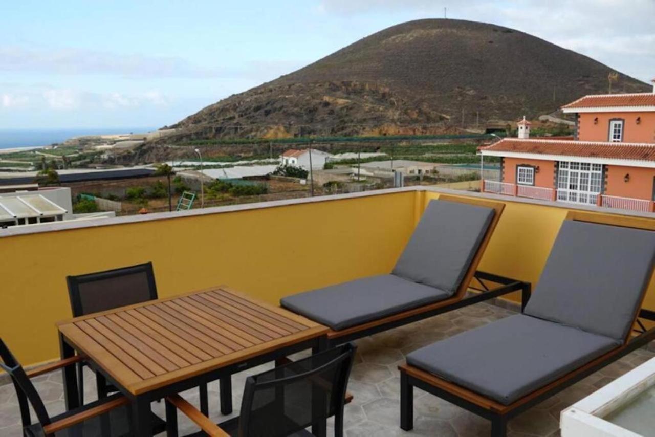 Casa Totalmente Renovada En Zona Muy Tranquila!!! Vistas Al Mar Y Montana Villa Buenavista Del Norte Ngoại thất bức ảnh